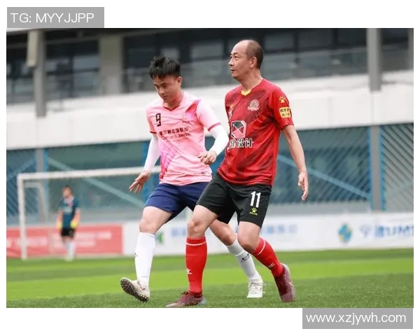 科隆竞技与圣保罗激战正酣争夺胜利的关键时刻解析